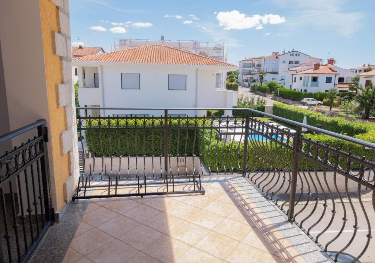 Anita Apartment Porec Exterior photo